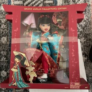 Bratz World Kumi Collector Edition Tokyo Japan Doll